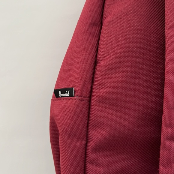 Herschel Backpack - Picture 4 of 9